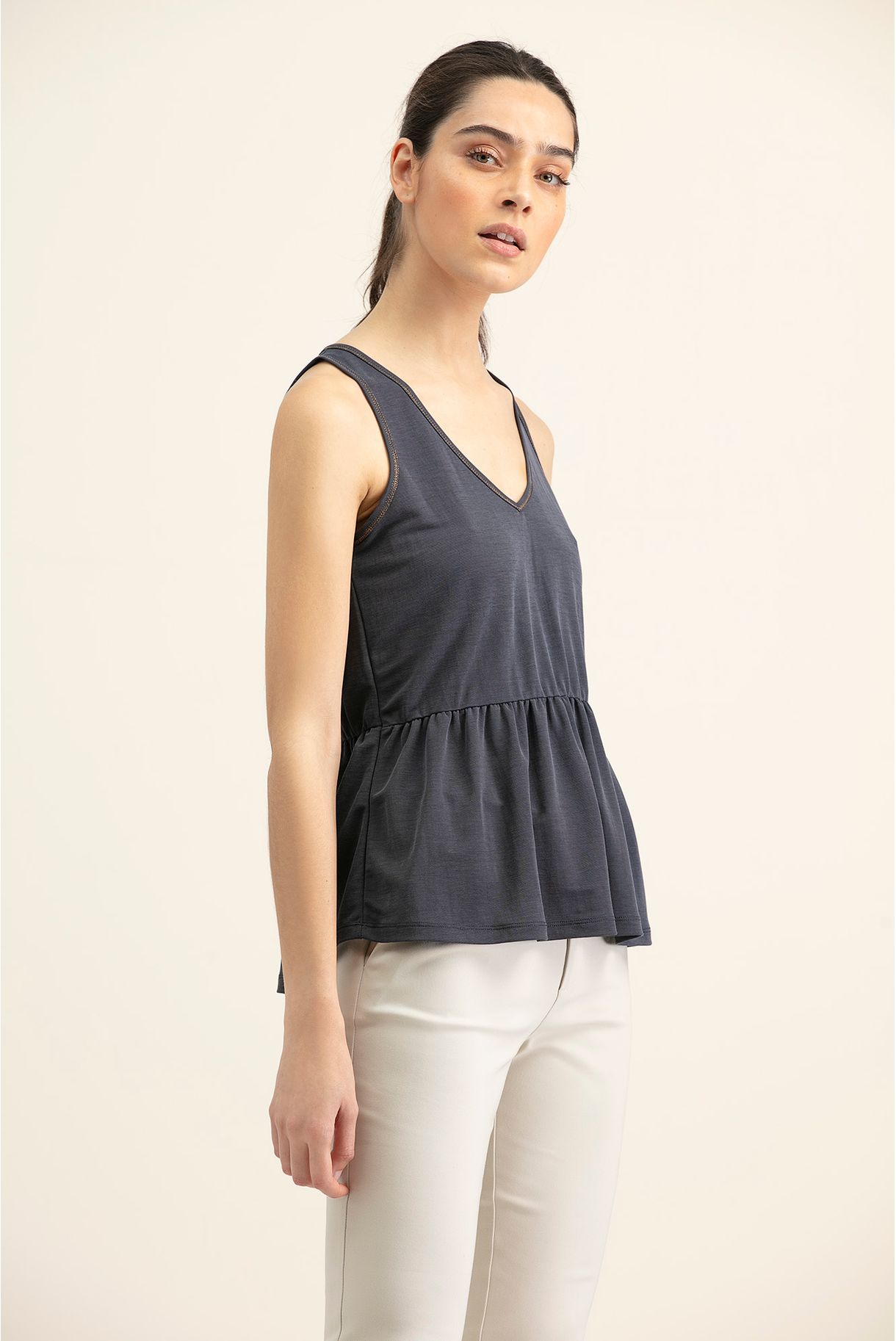 V-neck top with elastic waist