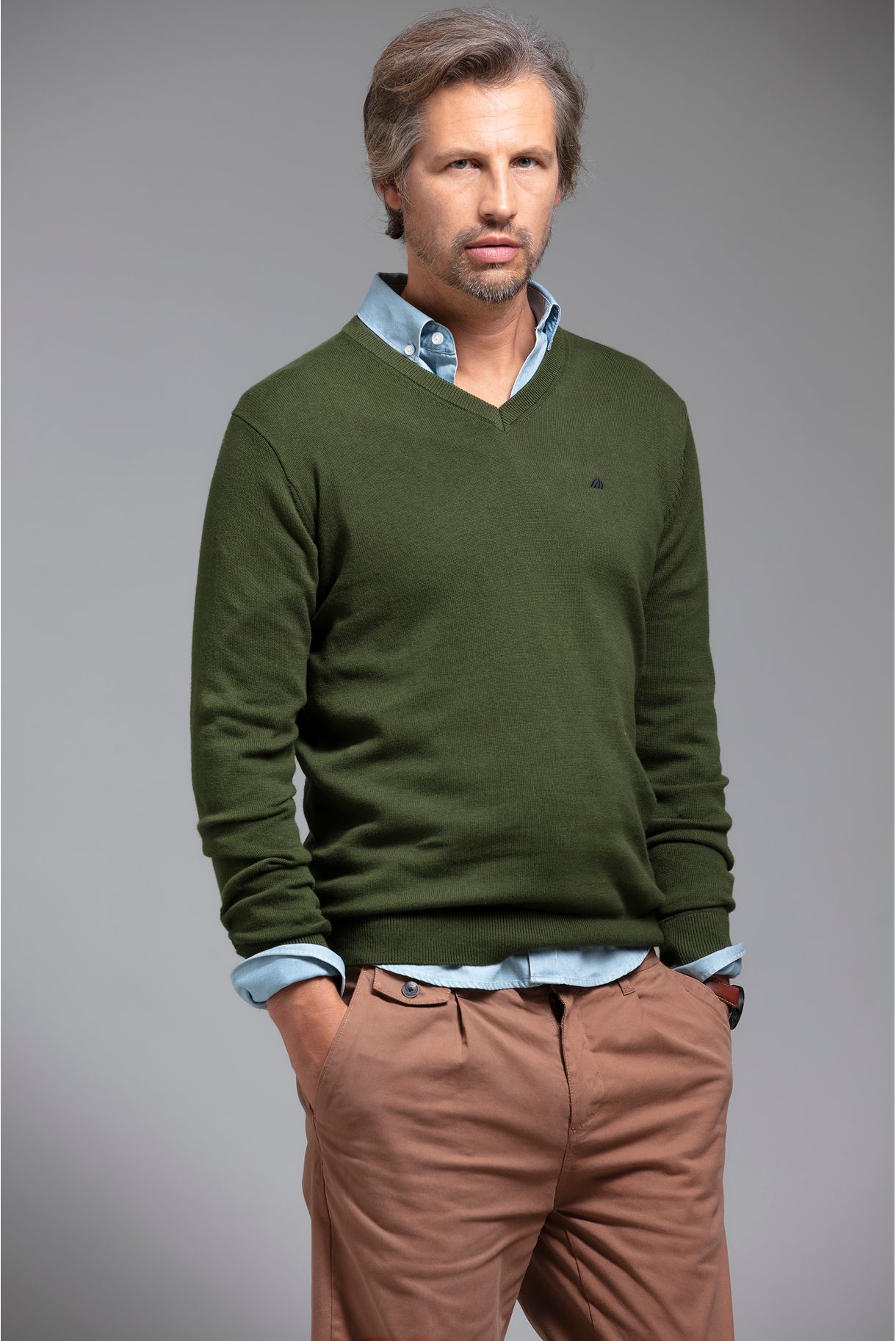 V-neck cotton cashmere sweater