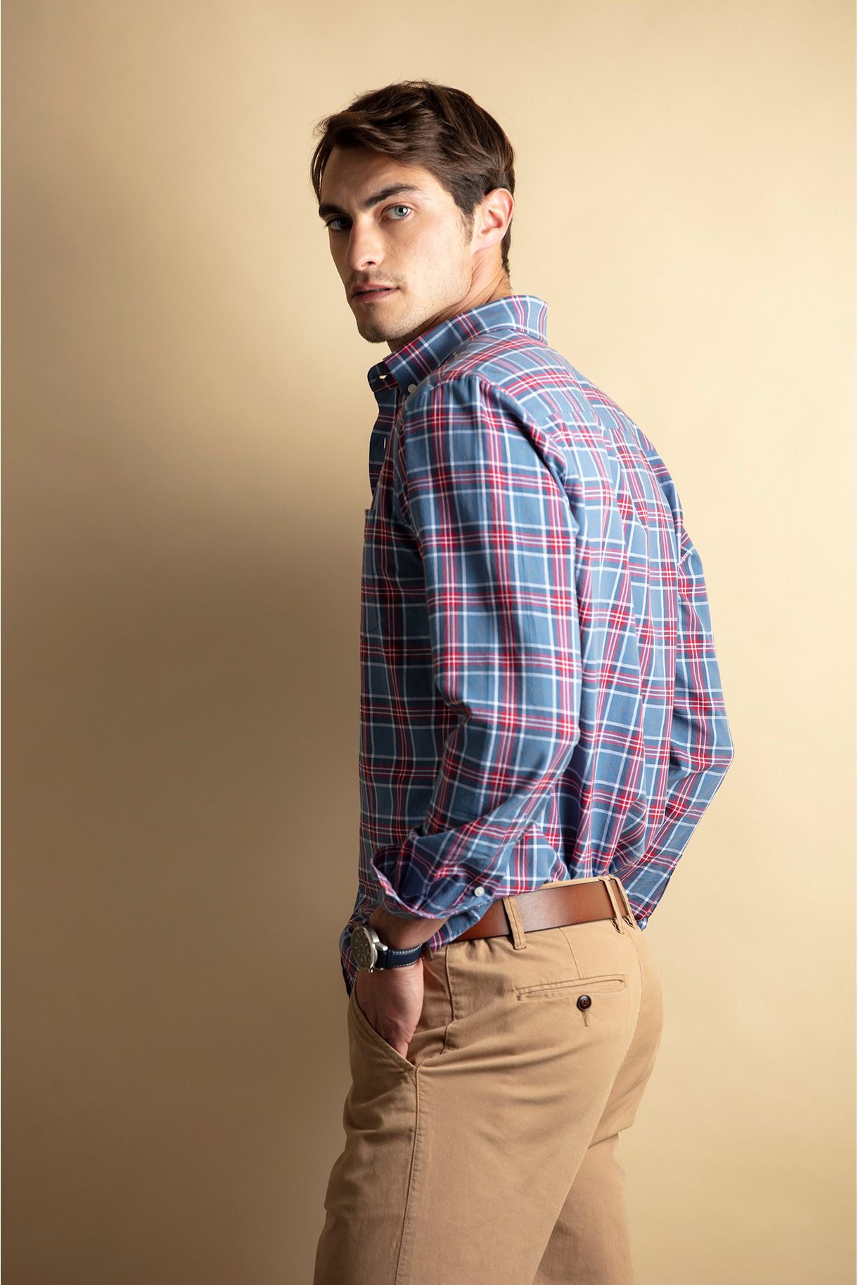 CAMISA  COM PADRÃO XADREZ