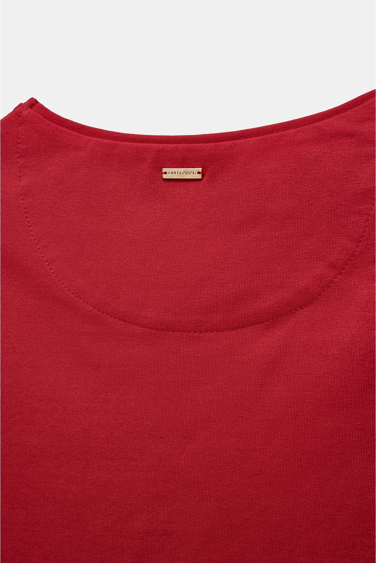 T-SHIRT COM DECOTE REDONDO