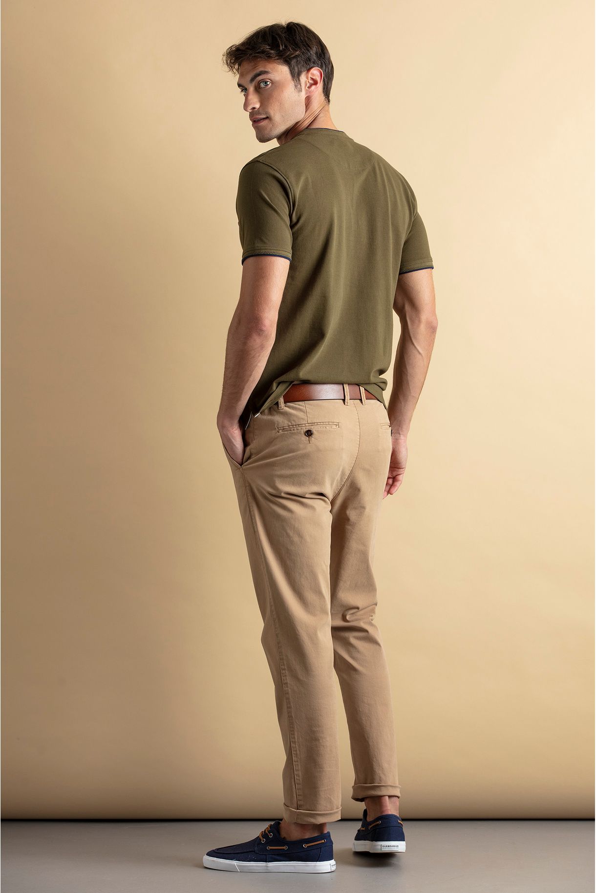 Chino pants with elastic waistband