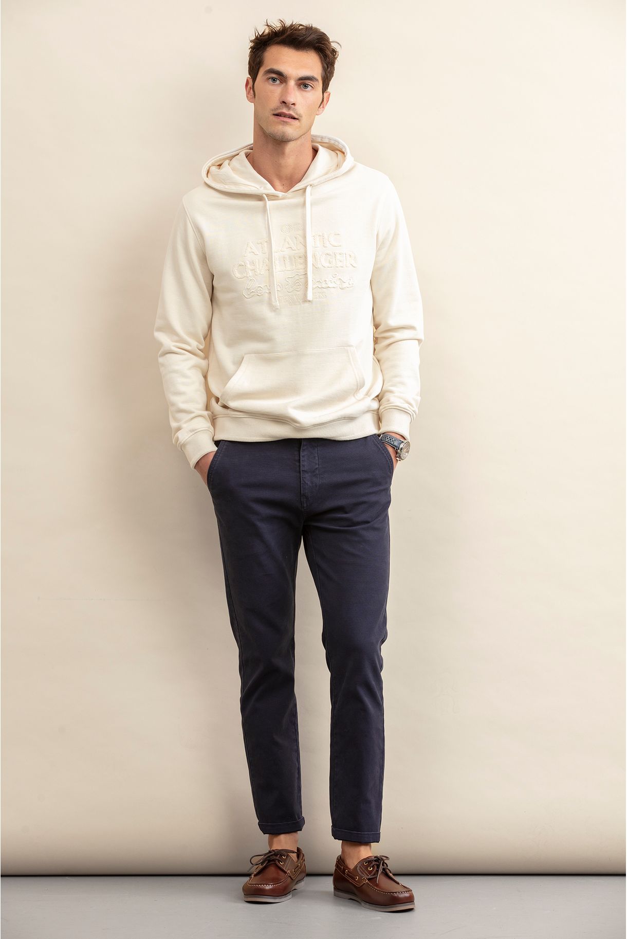 CHINOS WITH MICROSTRUCTURE