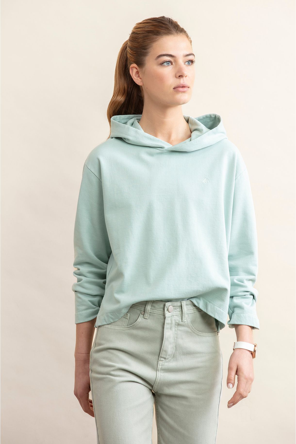 SWEATSHIRT COM CAPUZ GARMENT DYE
