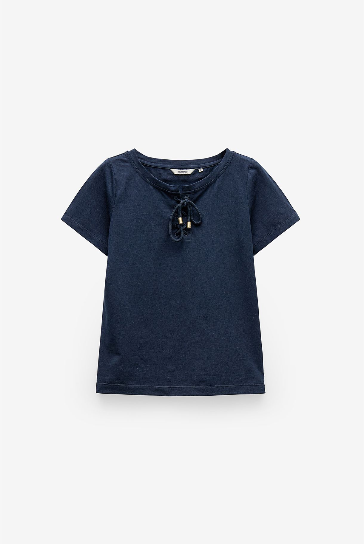 T-SHIRT COM ATILHOS