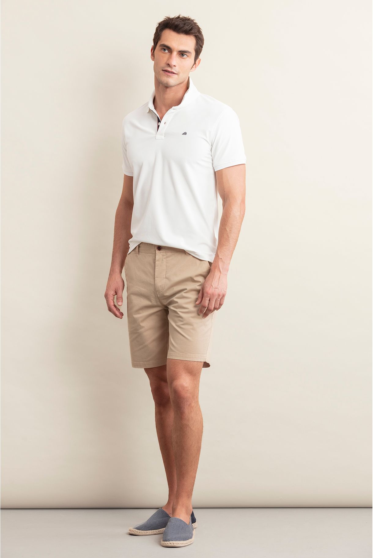 CHINO SHORTS IN Twill