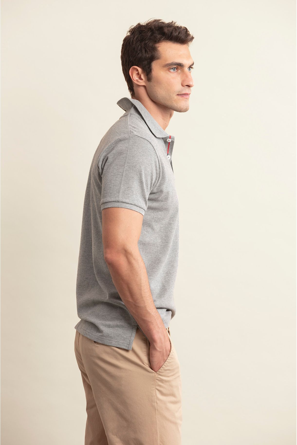 PIQUET POLO WITH DETAIL ON THE PLATE