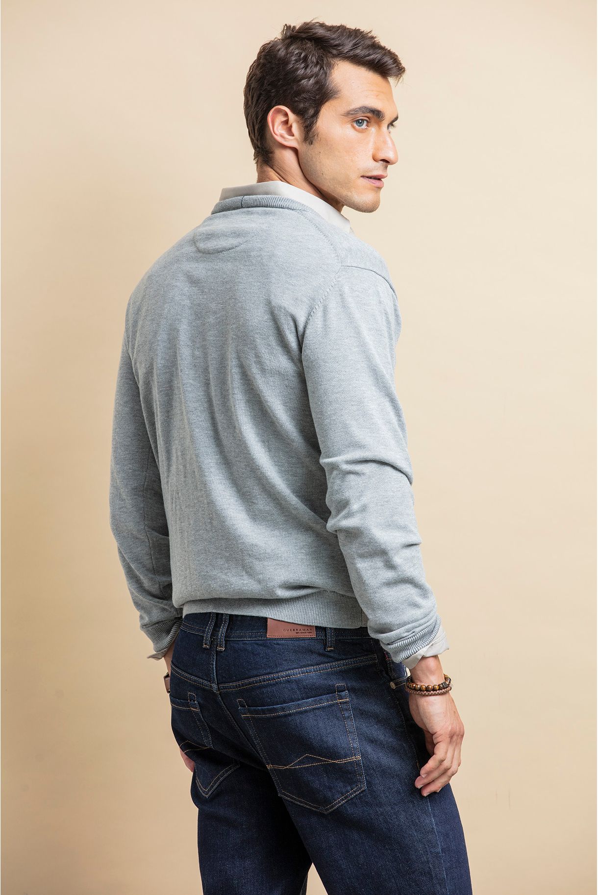 CAMISOLA DECOTE EM V BÁSICA