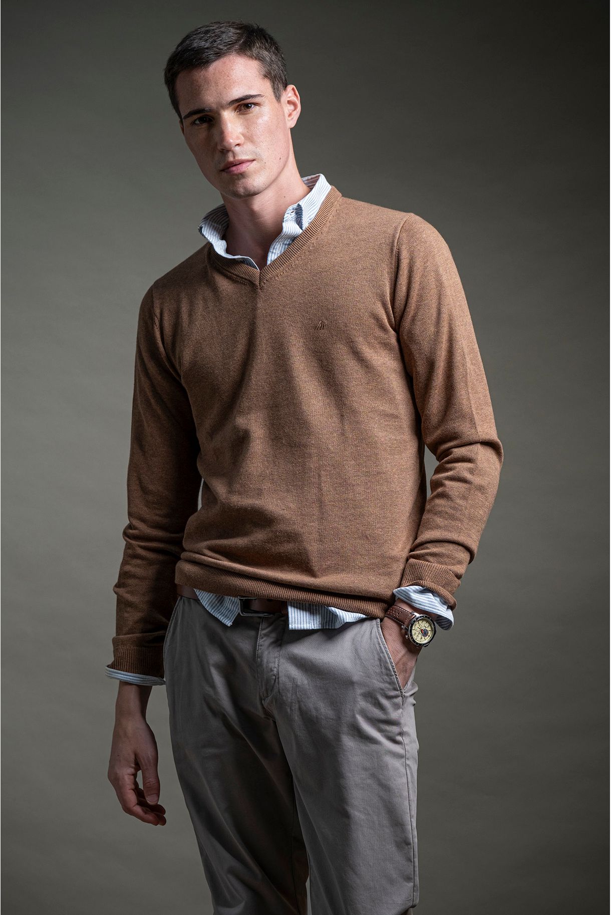 V-NECK SWEATER IN COTTON AND CASHMERE