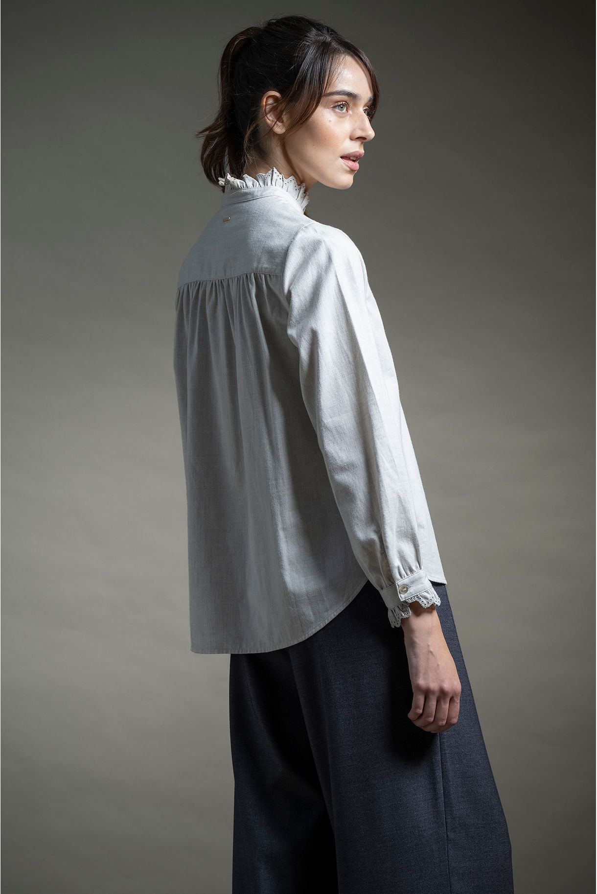 MAO COLLAR SHIRT WITH RUFFLES