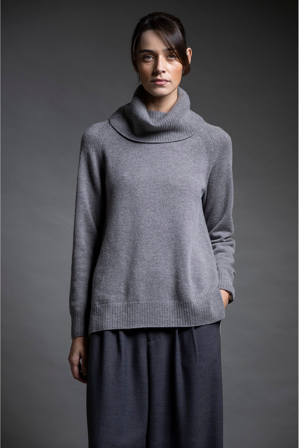 CAMISOLA DE MALHA GOLA ALTA LOOSE FIT