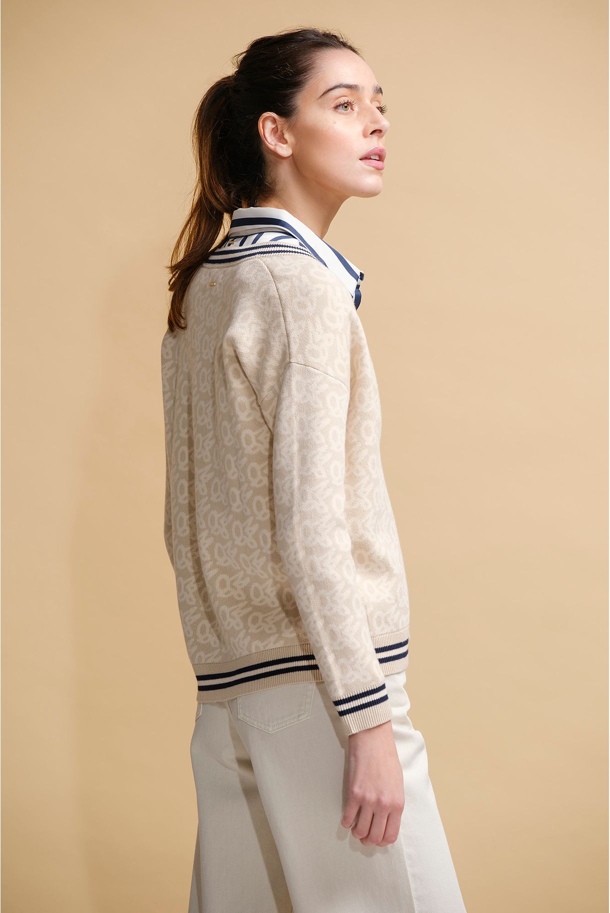 JACQUARD KNIT COAT