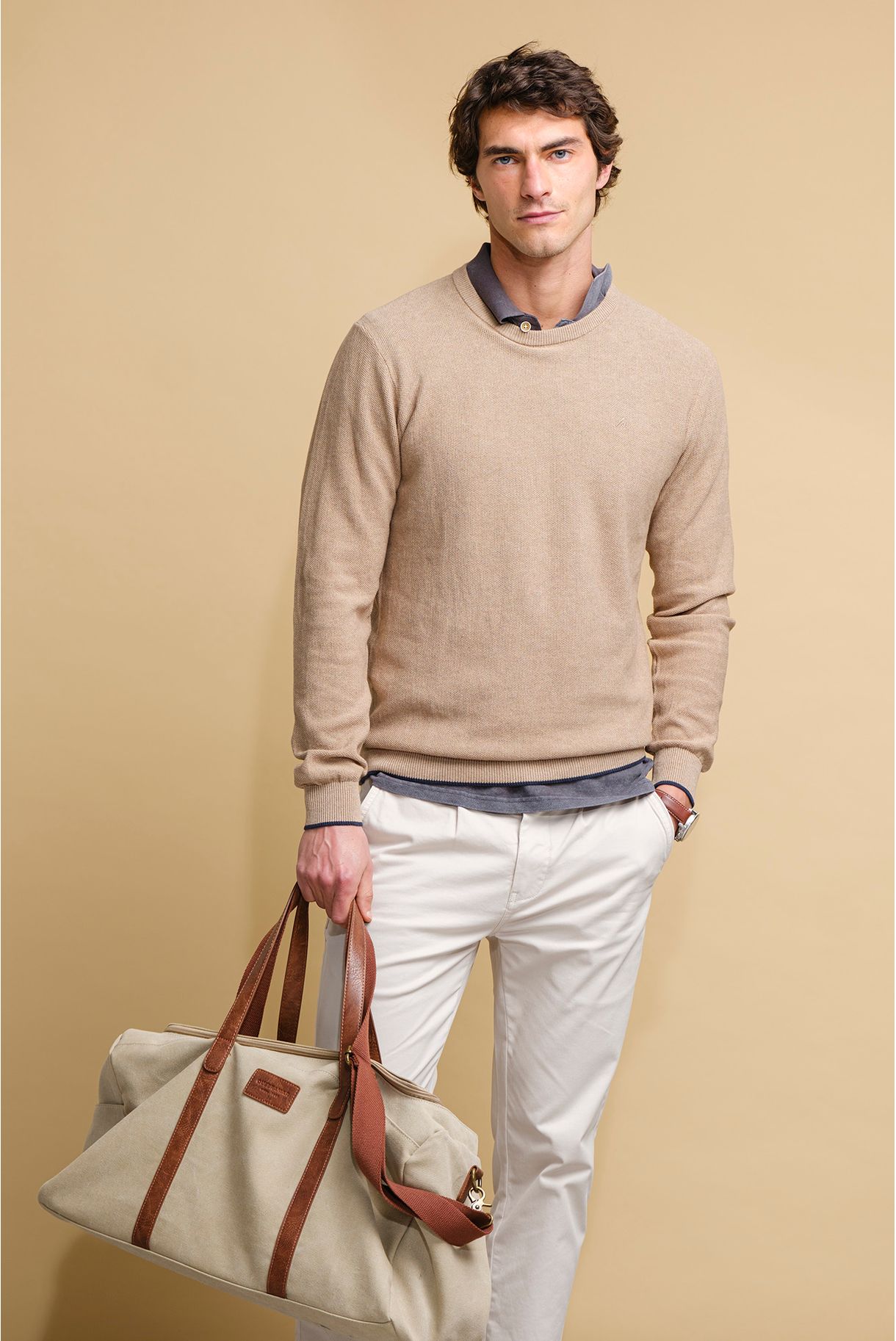 ROUND NECK SWEATER WITH STRUCTURE