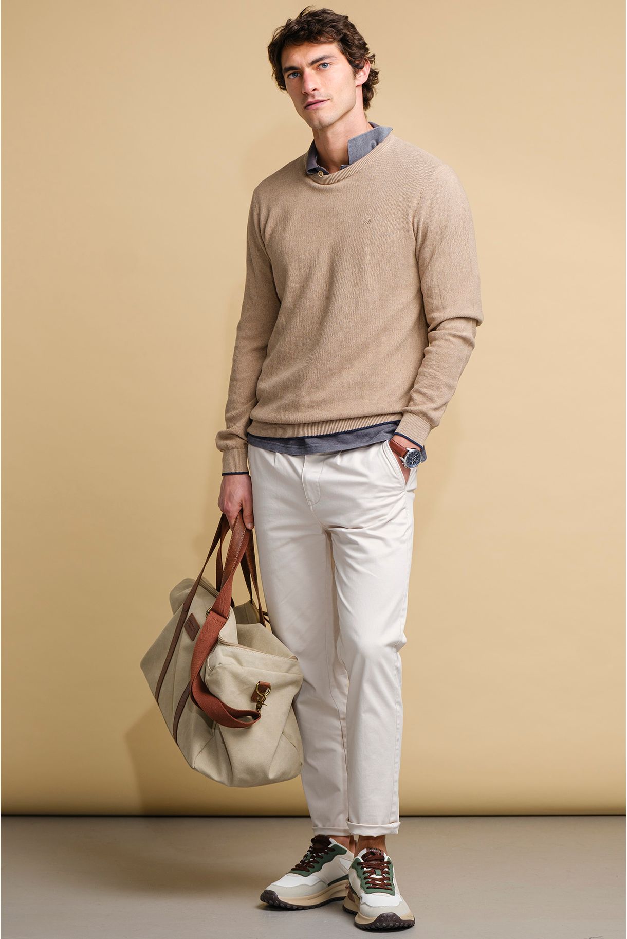 ROUND NECK SWEATER WITH STRUCTURE