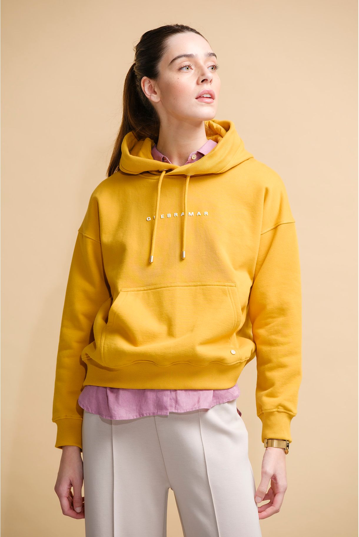 SWEATSHIRT BÁSICA COM CAPUZ