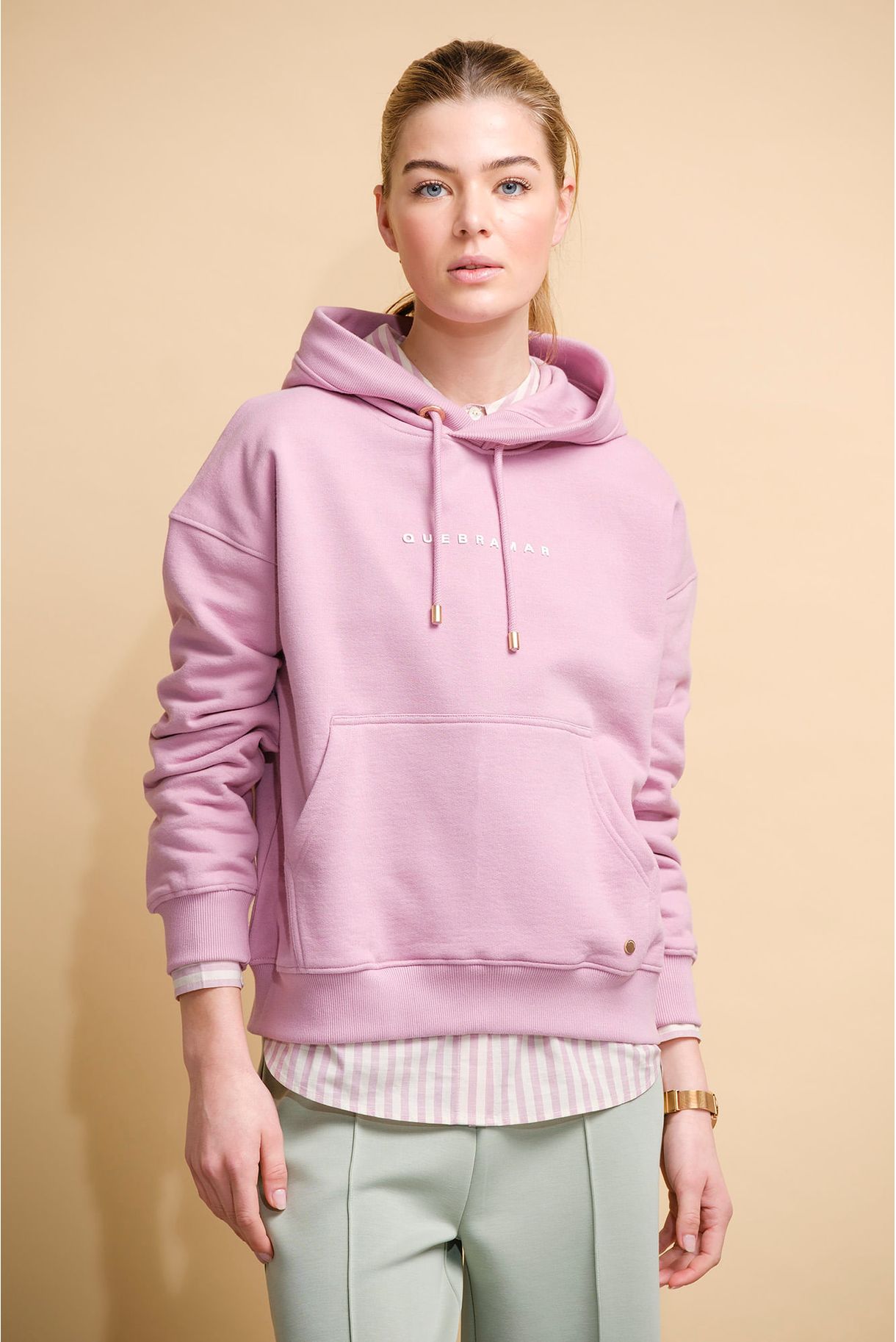 SWEATSHIRT BÁSICA COM CAPUZ