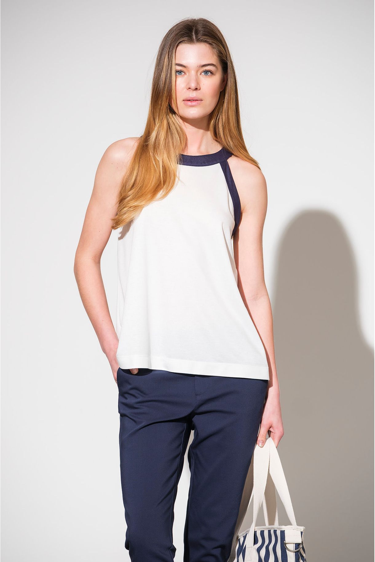TOP FLUIDO COM CONTRASTE
