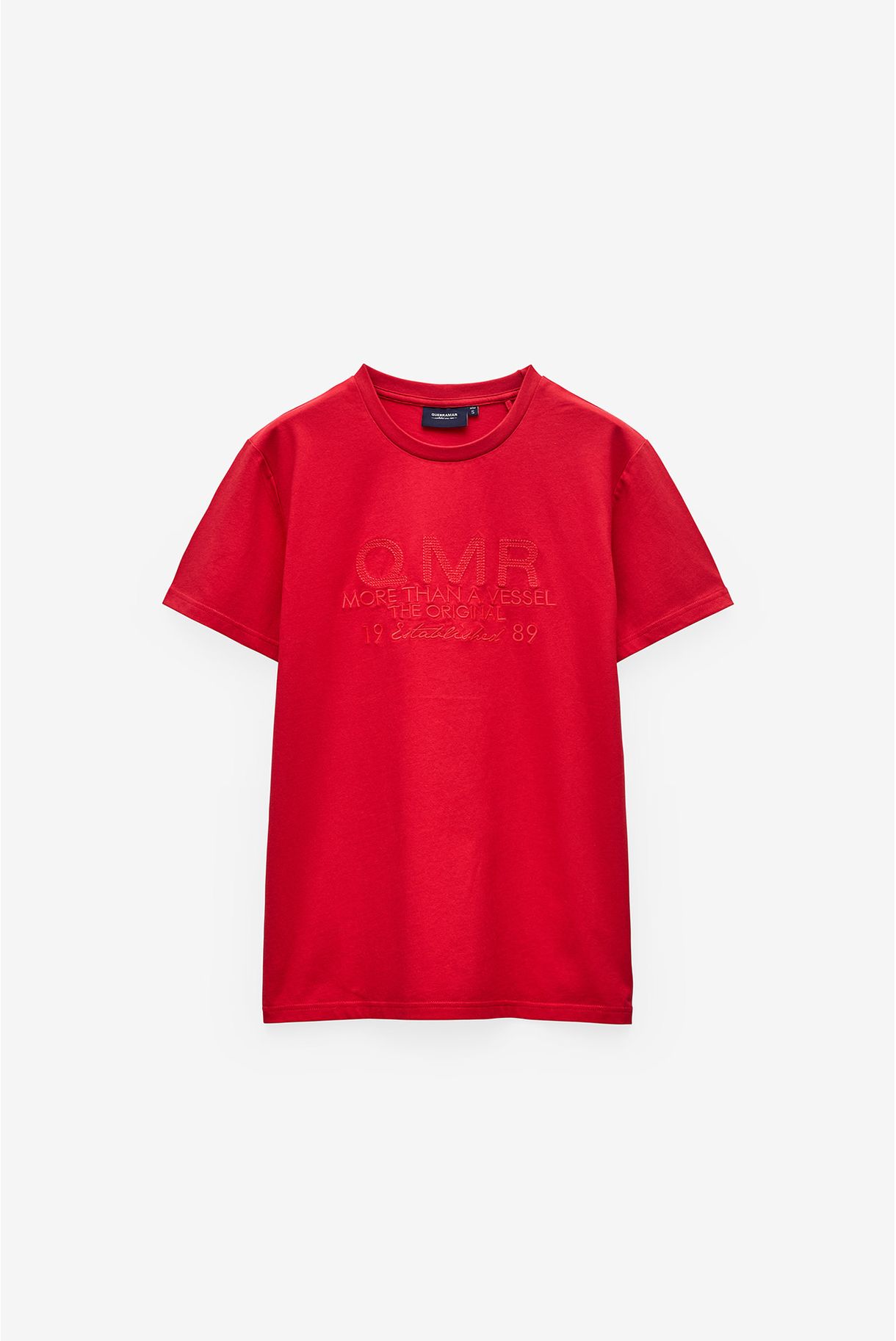 T-SHIRT COM BORDADO