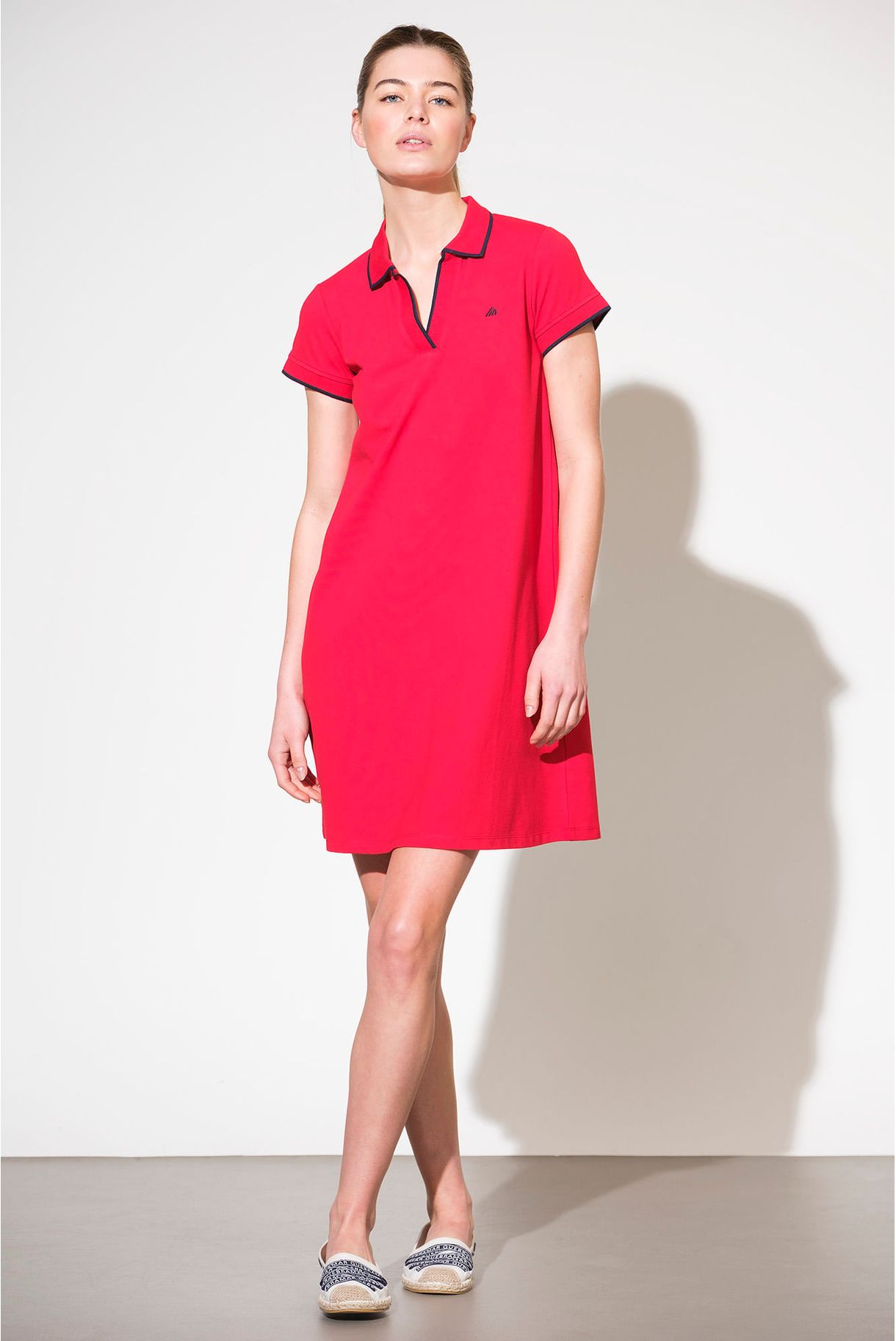 VESTIDO EM PIQUET COM CONTRASTES