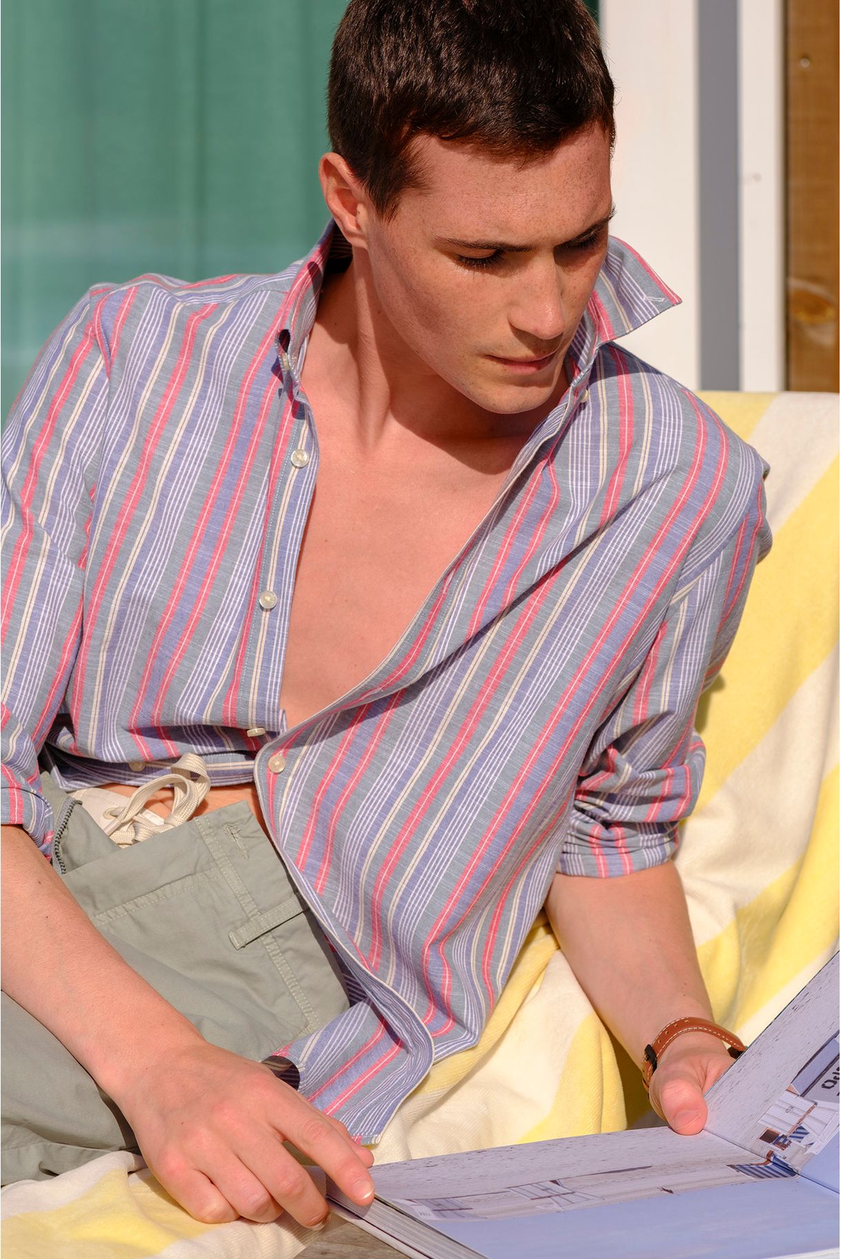 MULTICOLOR STRIPED REGULAR FIT SHIRT