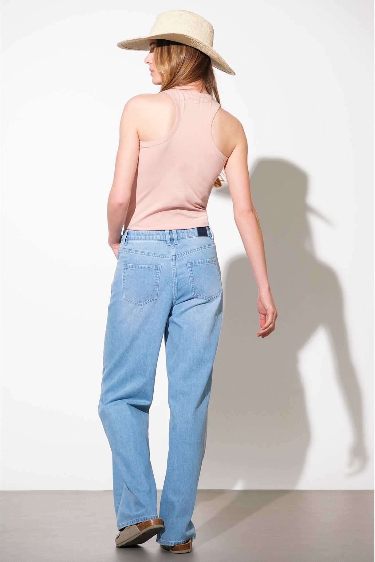 BASIC TANK TOP