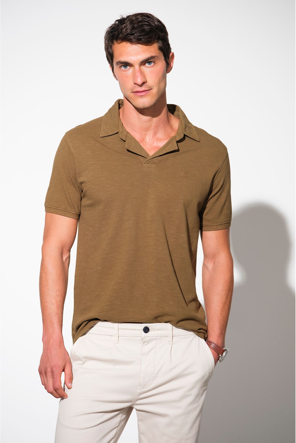 POLO SHIRT WITH WIDE PLACKET IN SLUB