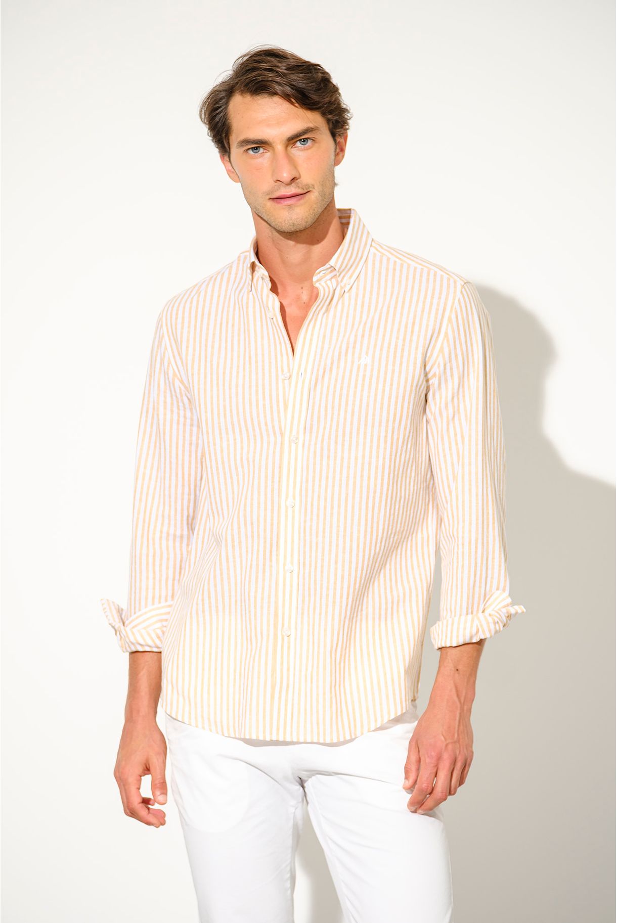 CAMISA ÀS RISCAS EM ALGODÃO E LINHO