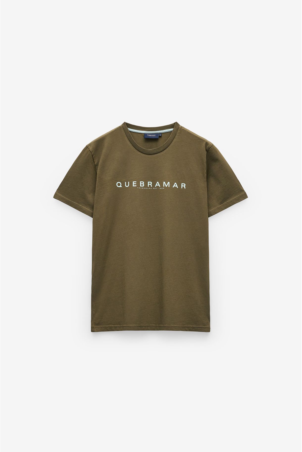 T-SHIRT BÁSICA COM PRINT QUEBRAMAR