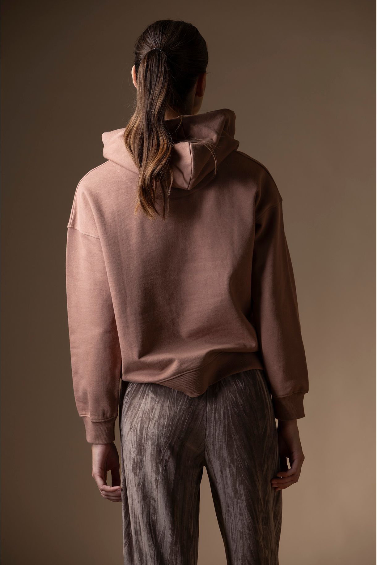 SWEATSHIRT COM CAPUZ