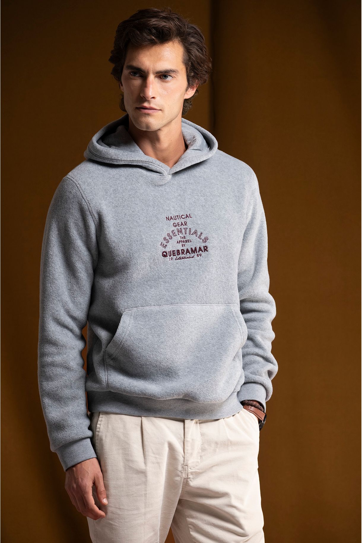 FLEECE WITH HOOD AND POCKET