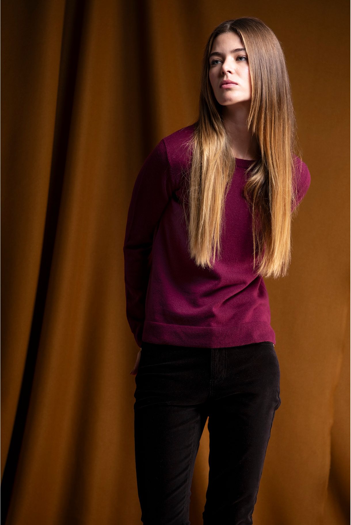 WOMEN'S WOOL SWEATER