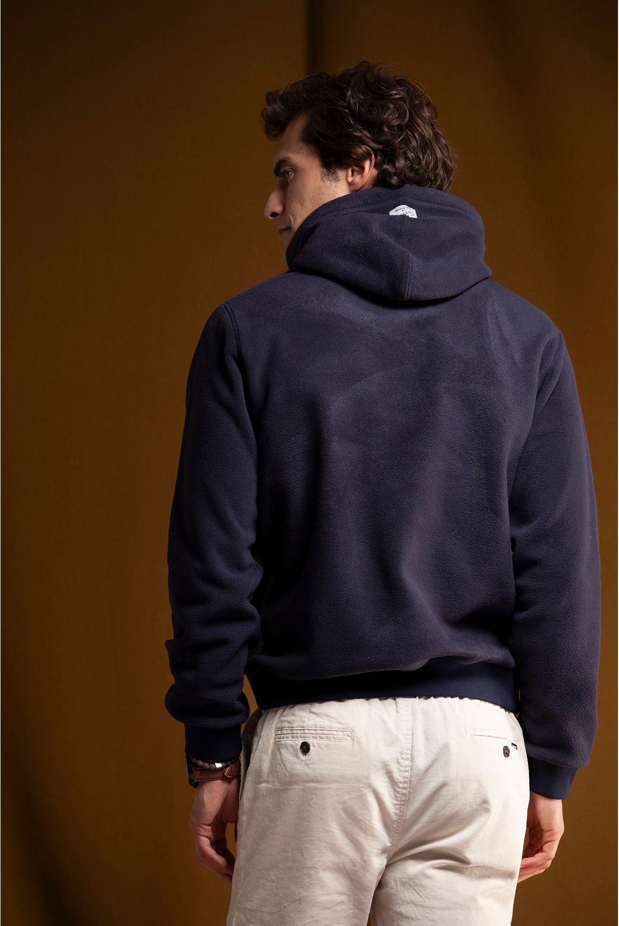 FLEECE WITH HOOD AND POCKET