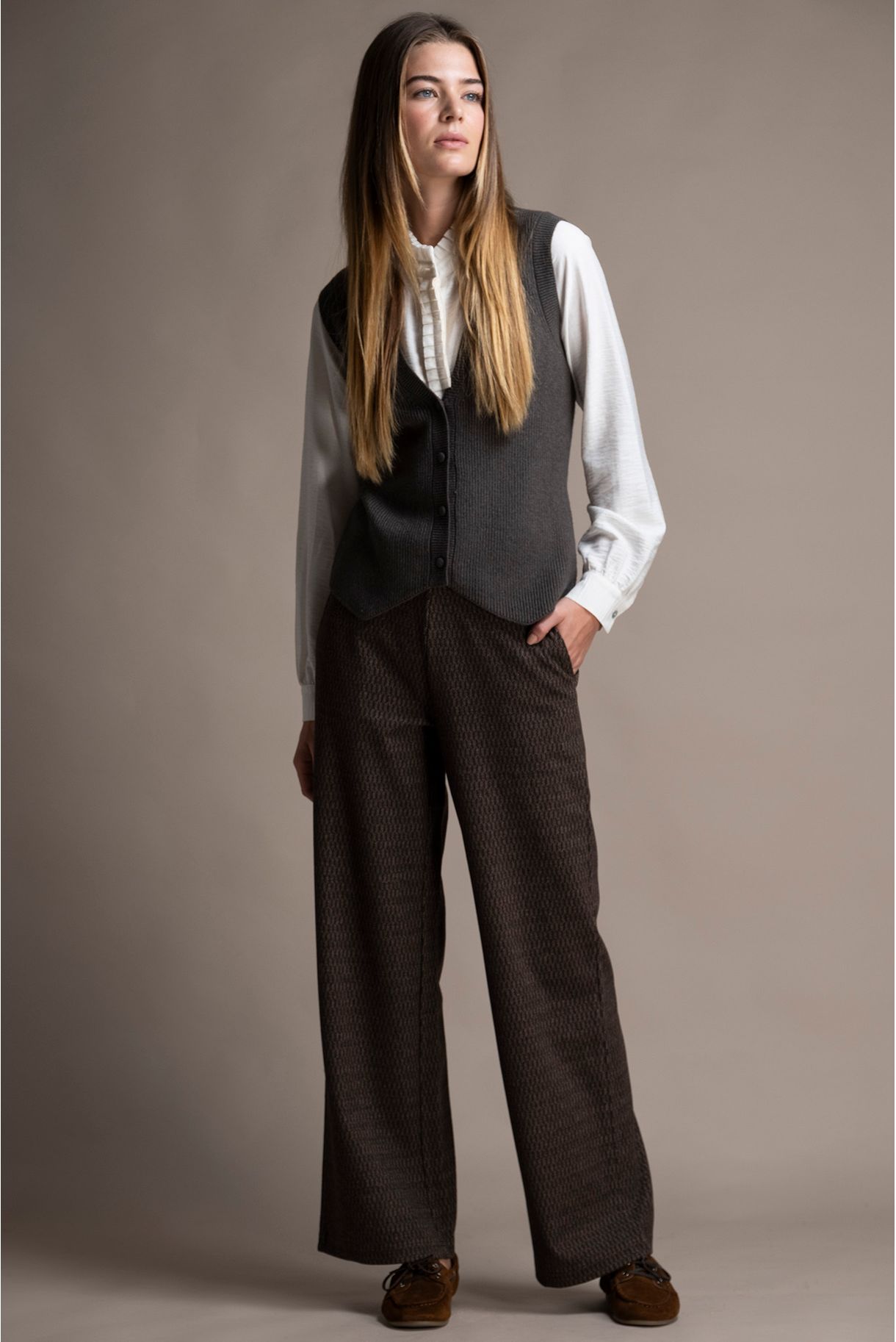 WIDE PANTS WITH GEOMETRIC PATTERN