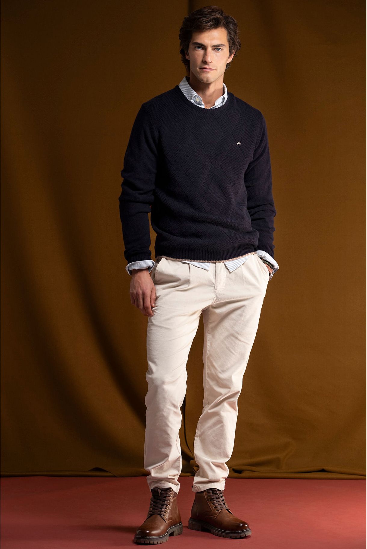 SWEATER WITH WOOL STRUCTURE