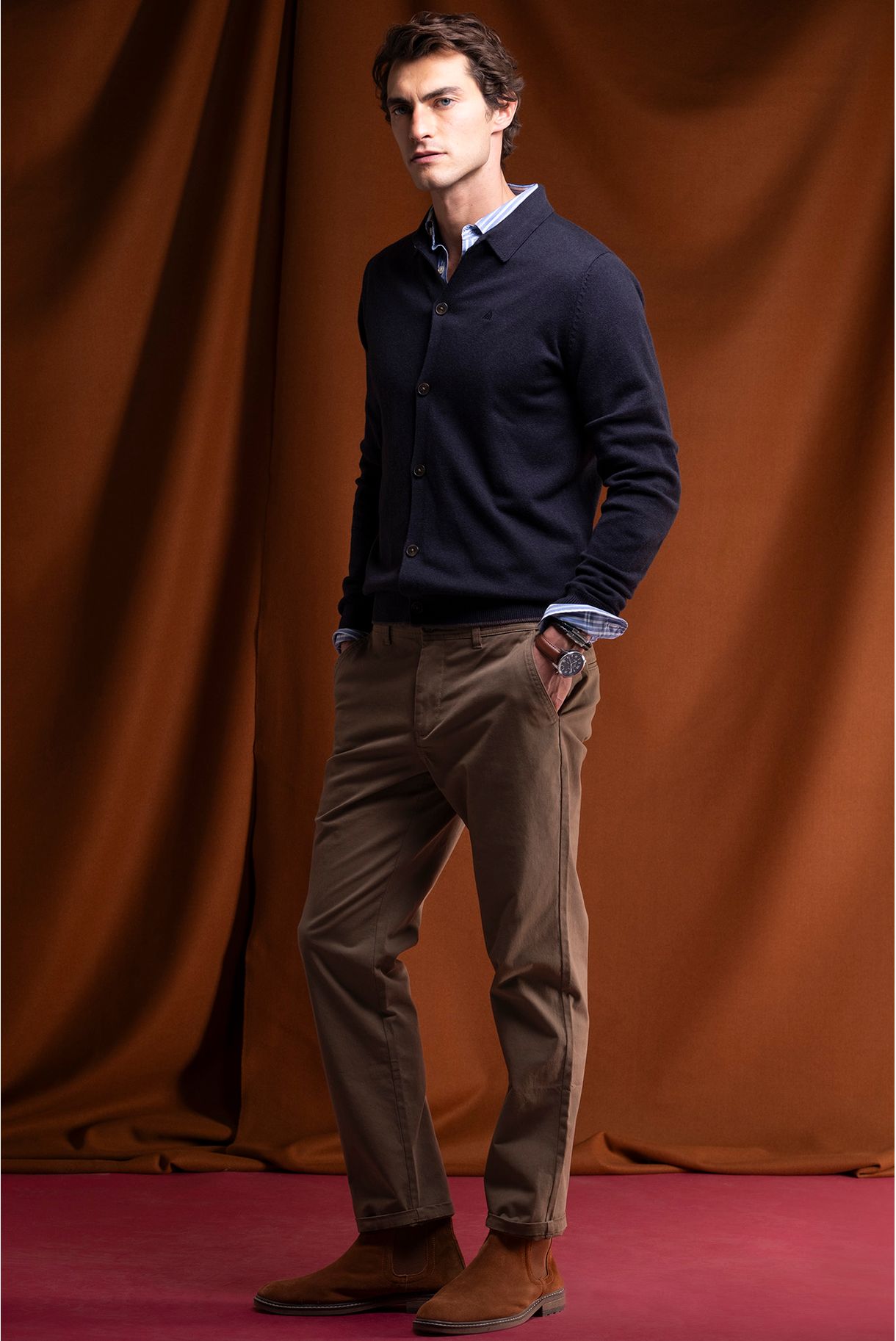 CASACO DE MALHA COM BOTÕES