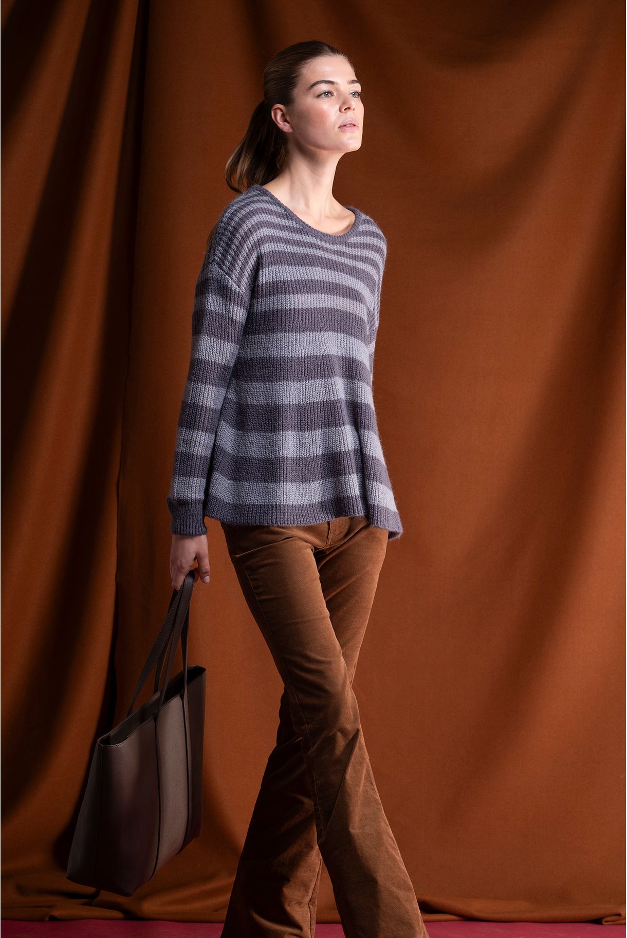 EVASÉ MESH WITH STRIPES