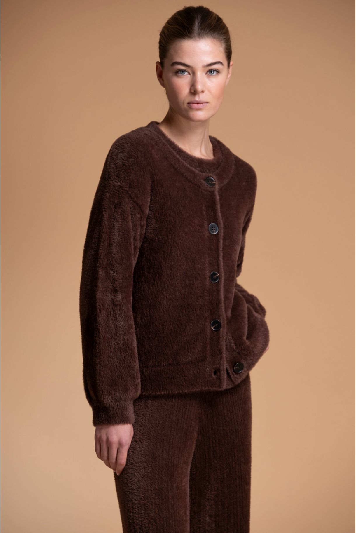 KNITTED COAT WITH FUR EFFECT