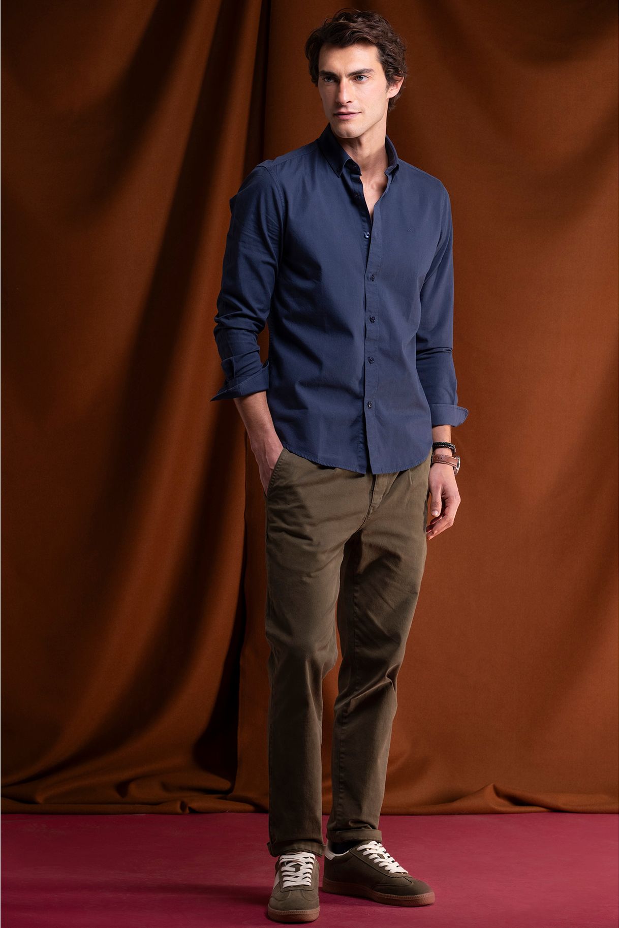 CAMISA SLIM FIT EM SARJA LAVADA